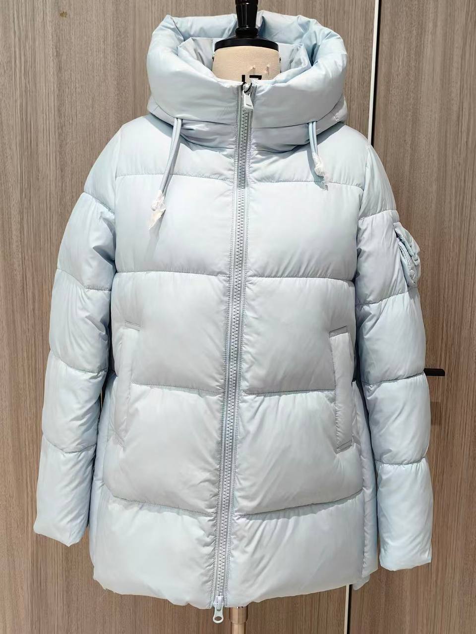 db293085-3ad8-11f0-b1c8-7427ea259edf