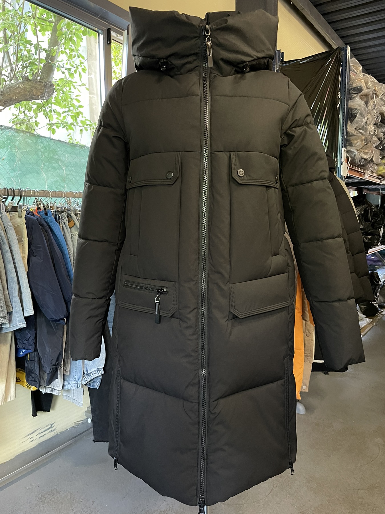 604ac198-0908-11ee-a7c1-7427ea259edf